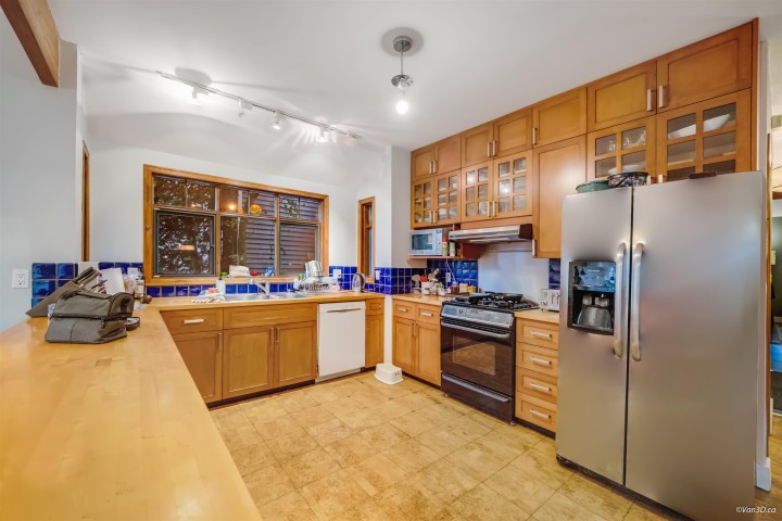 Photo 10 at 3758 W 35th Avenue, Dunbar, Vancouver West