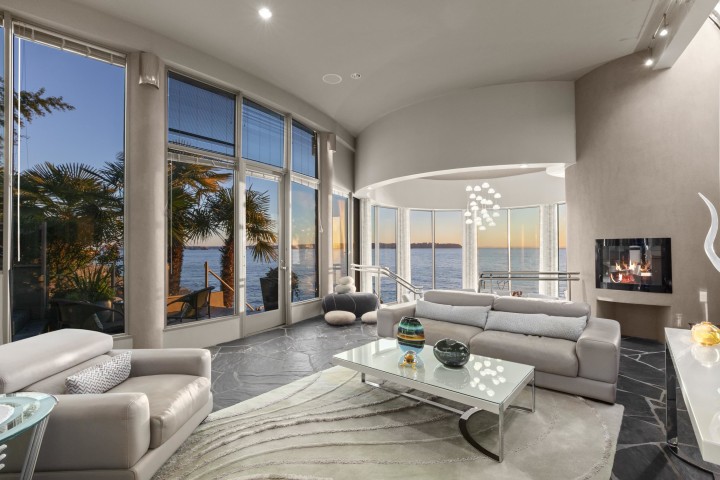 Photo 6 at 3912 Marine Drive, West Bay, West Vancouver