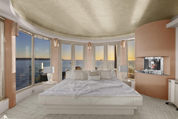 Photo 16 at 3912 Marine Drive, West Bay, West Vancouver