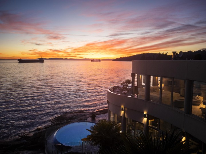 Photo 1 at 3912 Marine Drive, West Bay, West Vancouver