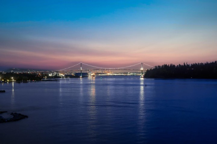 Photo 3 at 602 - 2090 Argyle Avenue, Dundarave, West Vancouver