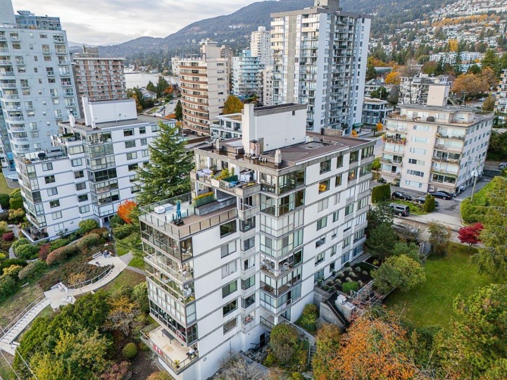 Photo 28 at 602 - 2090 Argyle Avenue, Dundarave, West Vancouver