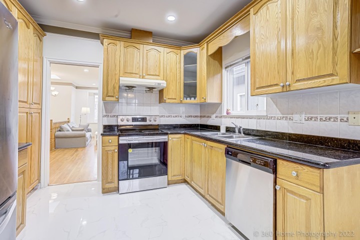 Photo 4 at 2529 Franklin Street, Hastings Sunrise, Vancouver East