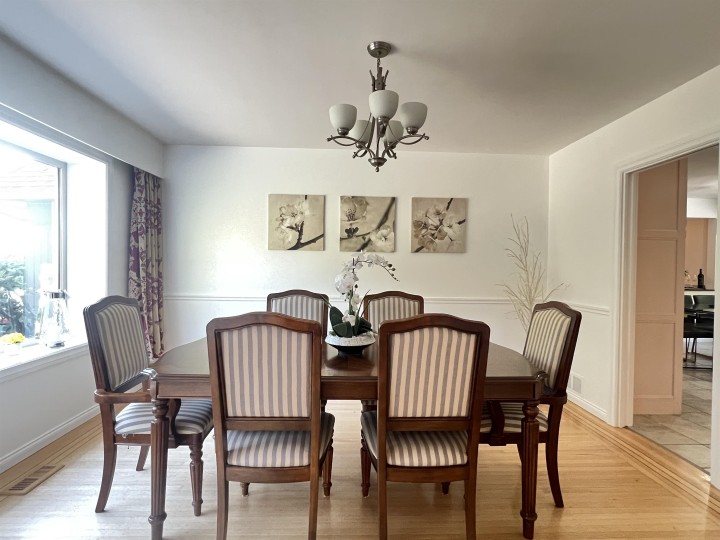 Photo 7 at 3791 Southridge Avenue, Bayridge, West Vancouver