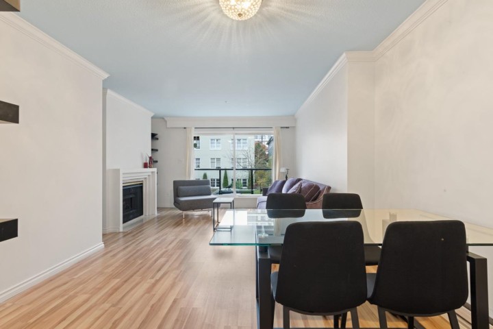 Photo 5 at 201 - 1554 Burnaby Street, West End VW, Vancouver West