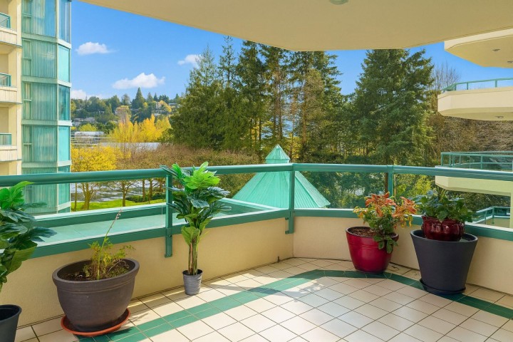 Photo 16 at 4D - 338 Taylor Way, Park Royal, West Vancouver