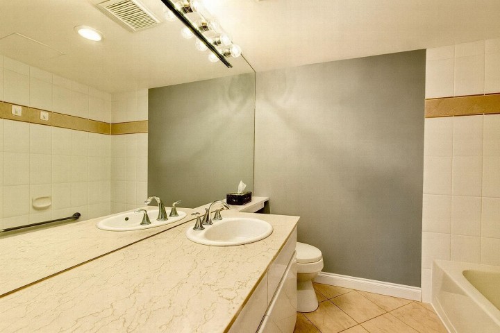 Photo 14 at 4D - 338 Taylor Way, Park Royal, West Vancouver