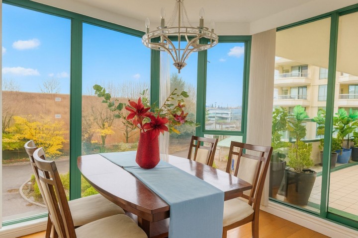 Photo 8 at 4D - 338 Taylor Way, Park Royal, West Vancouver