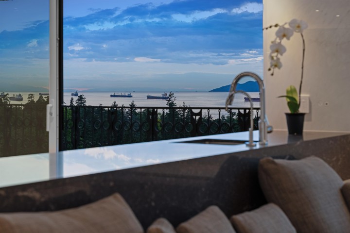 Photo 11 at 1501 - 845 Chilco Street, West End VW, Vancouver West