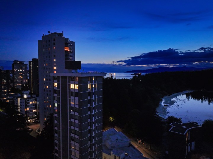 Photo 40 at 1501 - 845 Chilco Street, West End VW, Vancouver West