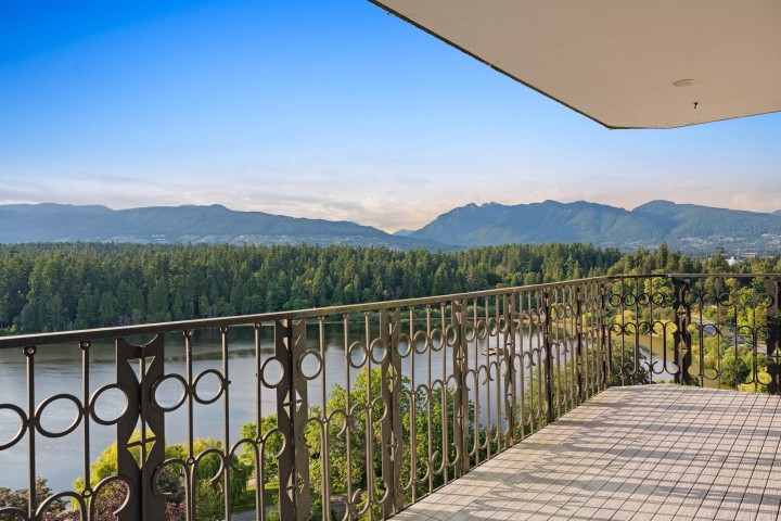 Photo 8 at 1501 - 845 Chilco Street, West End VW, Vancouver West