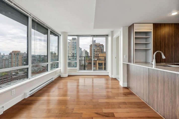 Photo 5 at 1801 - 1088 Richards Street, Yaletown, Vancouver West