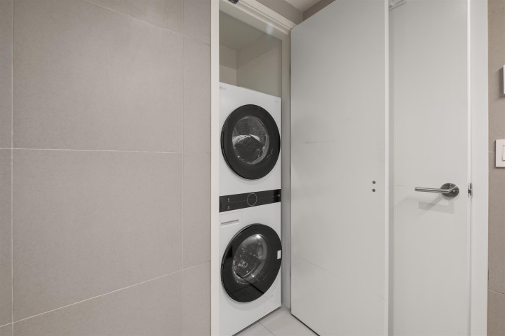 Photo 23 at 2405 Heather Street, Fairview VW, Vancouver West