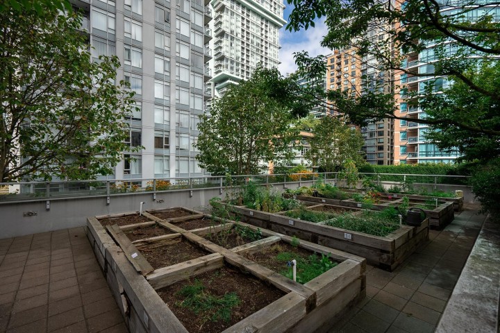 Photo 37 at 2306 - 833 Homer Street, Downtown VW, Vancouver West