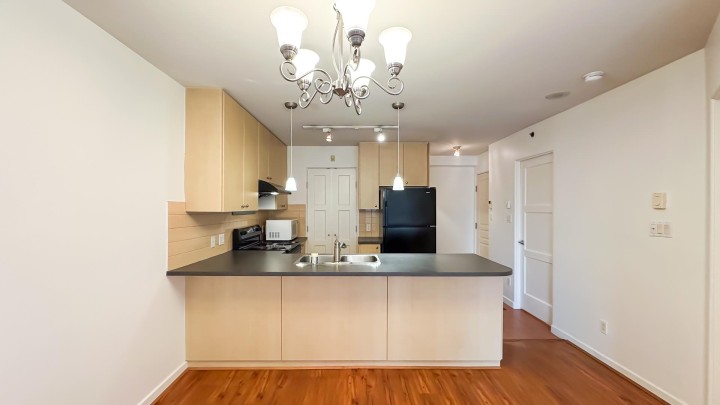 Photo 5 at 511 - 819 Hamilton Street, Downtown VW, Vancouver West