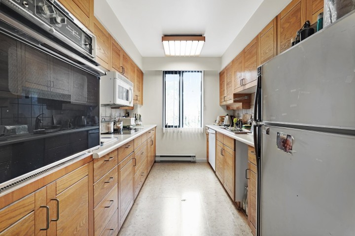 Photo 7 at 41 - 1425 Lamey\'s Mill Road, False Creek, Vancouver West