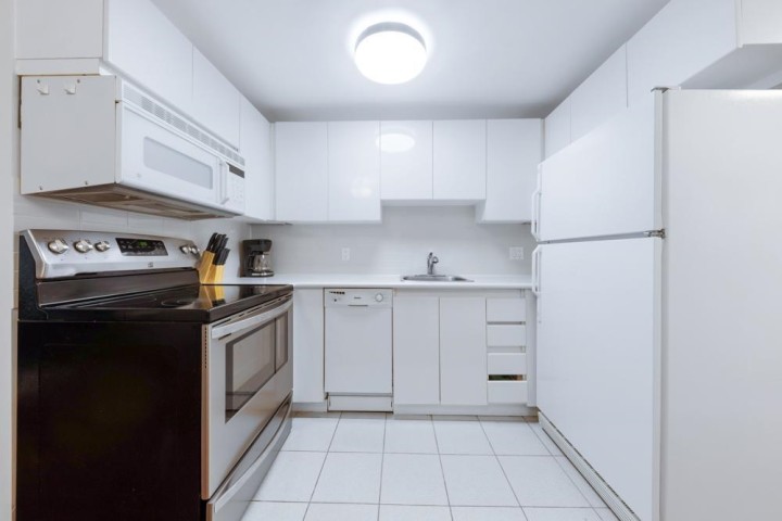 Photo 7 at 507 - 555 Jervis Street, Coal Harbour, Vancouver West