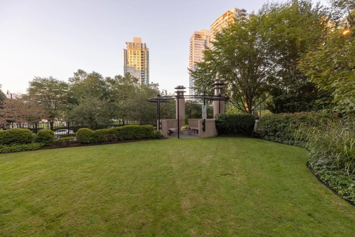 Photo 20 at 507 - 555 Jervis Street, Coal Harbour, Vancouver West