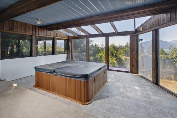 Photo 28 at 330 Bayview Road, Lions Bay, West Vancouver