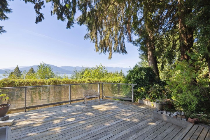 Photo 24 at 330 Bayview Road, Lions Bay, West Vancouver