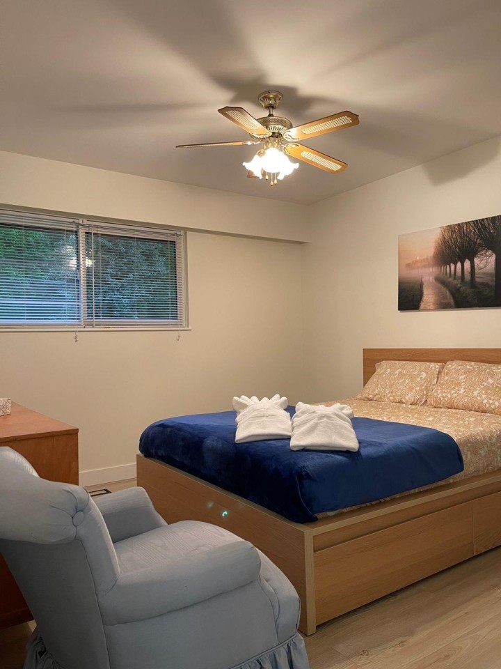 Photo 11 at 330 Bayview Road, Lions Bay, West Vancouver