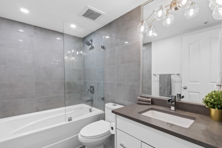 Photo 14 at 312 - 555 Abbott Street, Downtown VW, Vancouver West