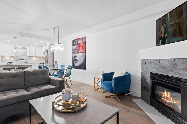 Photo 8 at 312 - 555 Abbott Street, Downtown VW, Vancouver West