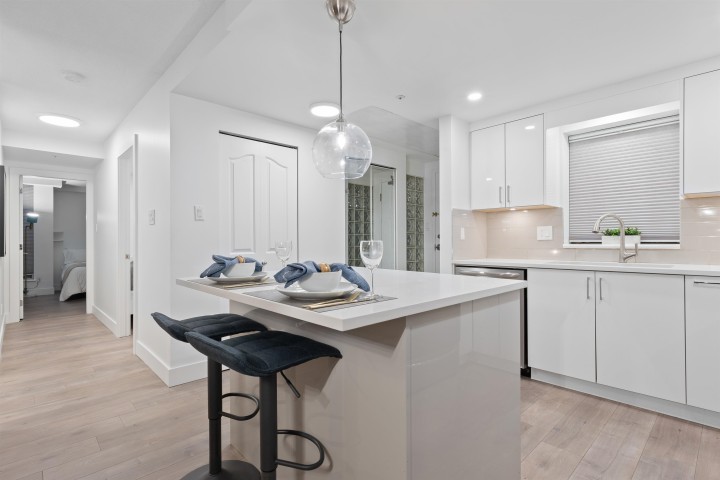 Photo 21 at 312 - 555 Abbott Street, Downtown VW, Vancouver West