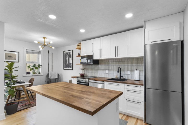 Photo 6 at 104 - 1045 W 8th Avenue, Fairview VW, Vancouver West