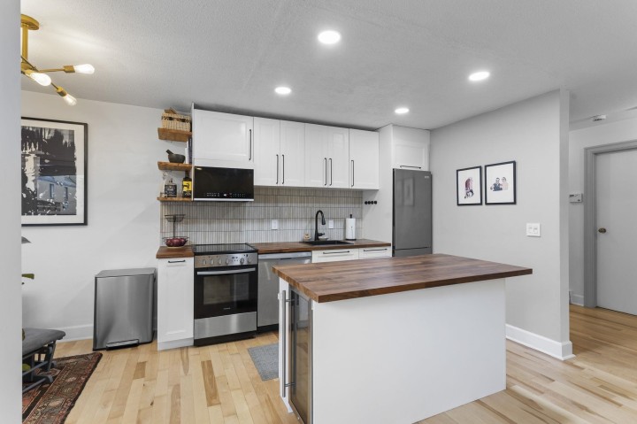 Photo 8 at 104 - 1045 W 8th Avenue, Fairview VW, Vancouver West