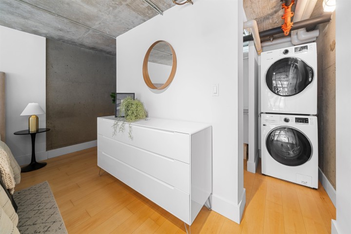 Photo 16 at 413 - 1529 W 6th Avenue, False Creek, Vancouver West