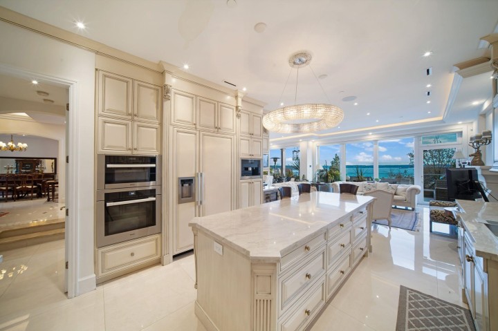 Photo 32 at 2538 Ottawa Avenue, Dundarave, West Vancouver