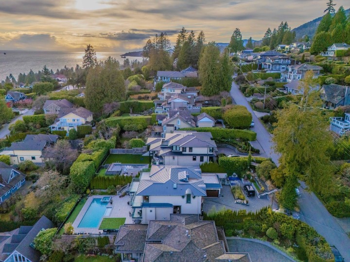 Photo 38 at 2538 Ottawa Avenue, Dundarave, West Vancouver