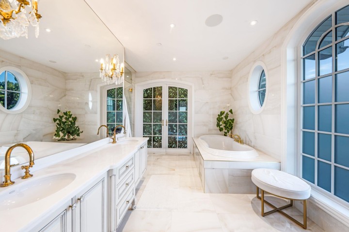 Photo 19 at 2538 Ottawa Avenue, Dundarave, West Vancouver