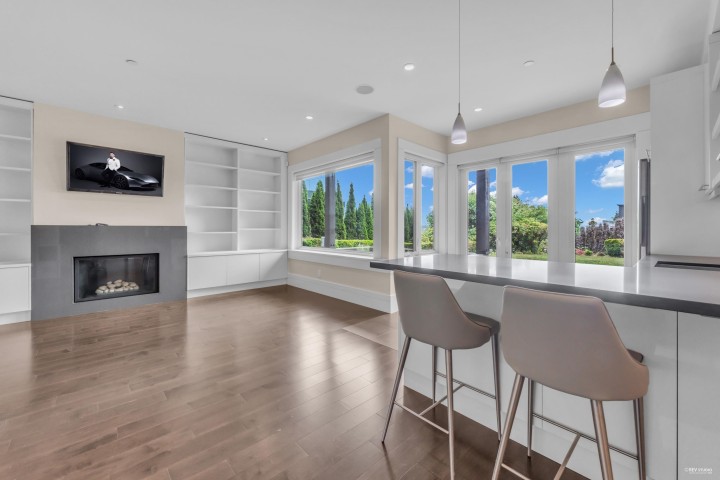 Photo 32 at 2548 Mathers Avenue, Dundarave, West Vancouver