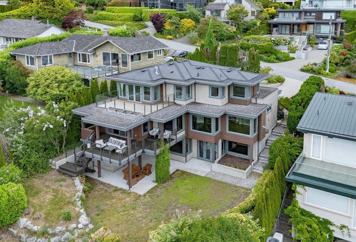 Photo 1 at 2548 Mathers Avenue, Dundarave, West Vancouver