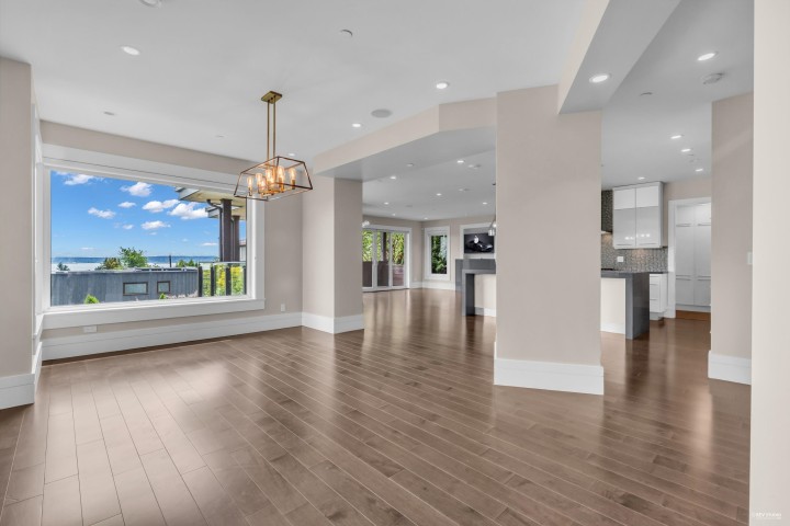 Photo 10 at 2548 Mathers Avenue, Dundarave, West Vancouver