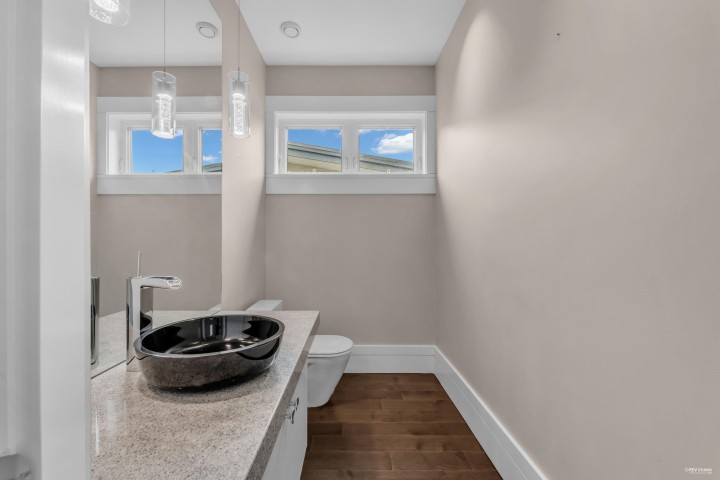 Photo 21 at 2548 Mathers Avenue, Dundarave, West Vancouver