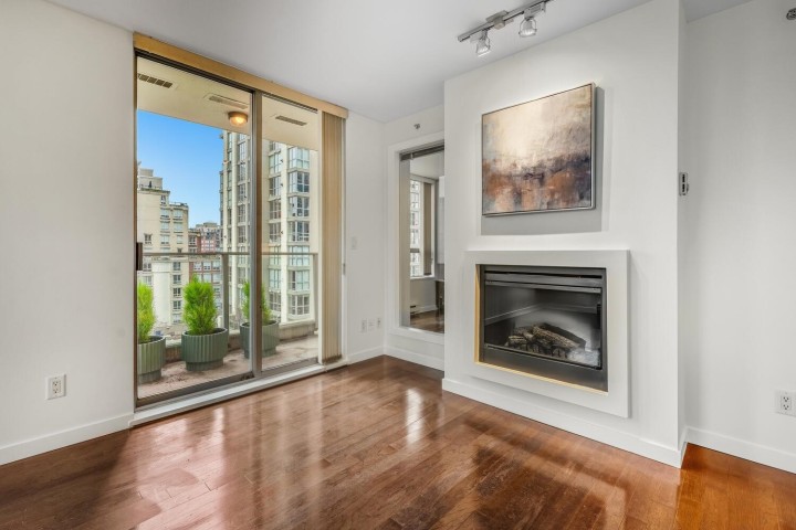 Photo 9 at 804 - 1225 Richards Street, Downtown VW, Vancouver West