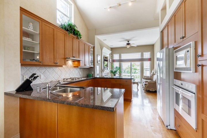 Photo 12 at 4918 Edendale Lane, Caulfeild, West Vancouver