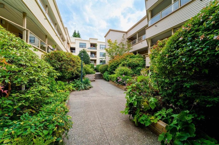 Photo 13 at 207 - 1080 Broughton Street, West End VW, Vancouver West