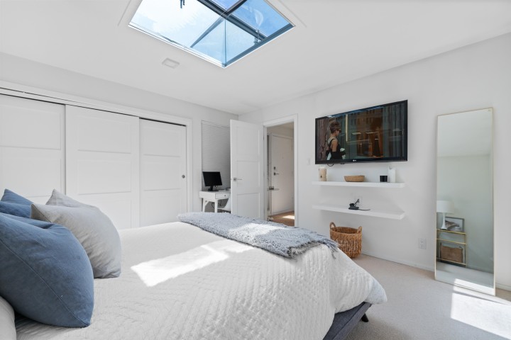 Photo 17 at 41 - 2238 Folkestone Way, Panorama Village, West Vancouver