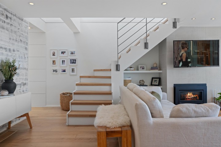 Photo 9 at 41 - 2238 Folkestone Way, Panorama Village, West Vancouver