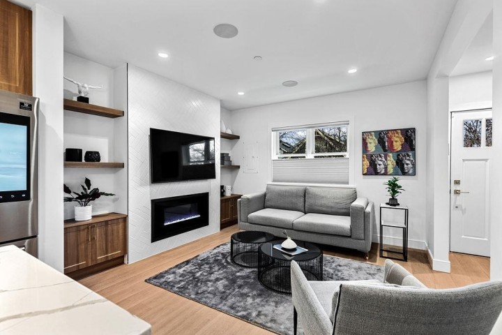 Photo 6 at 1022 Odlum Drive, Grandview Woodland, Vancouver East