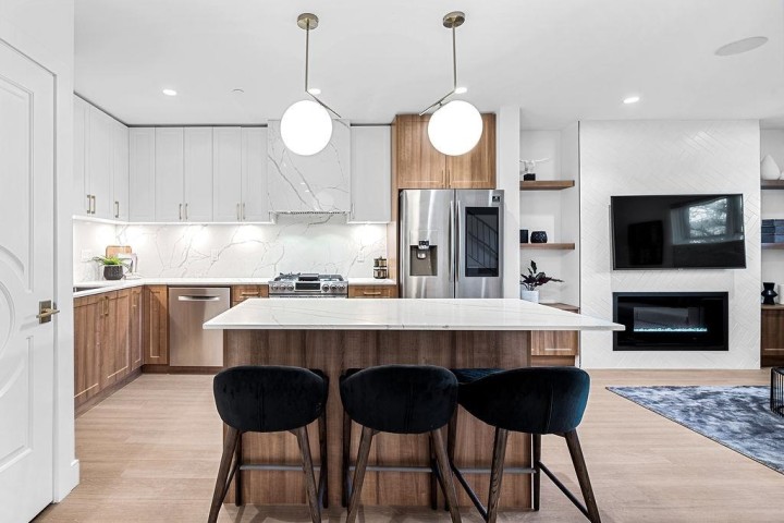 Photo 5 at 1022 Odlum Drive, Grandview Woodland, Vancouver East