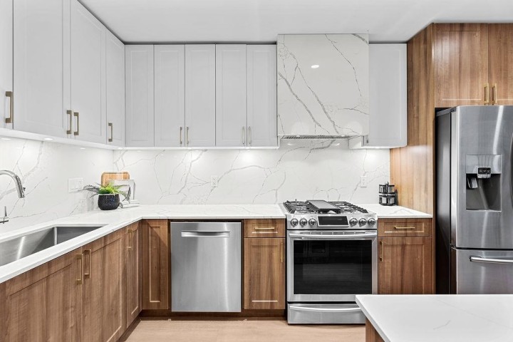 Photo 9 at 1022 Odlum Drive, Grandview Woodland, Vancouver East