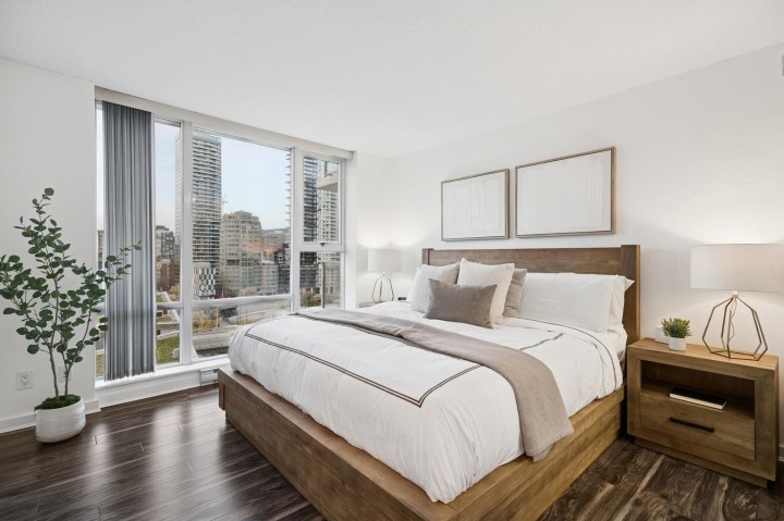 Photo 17 at 1705 - 550 Pacific Street, Yaletown, Vancouver West