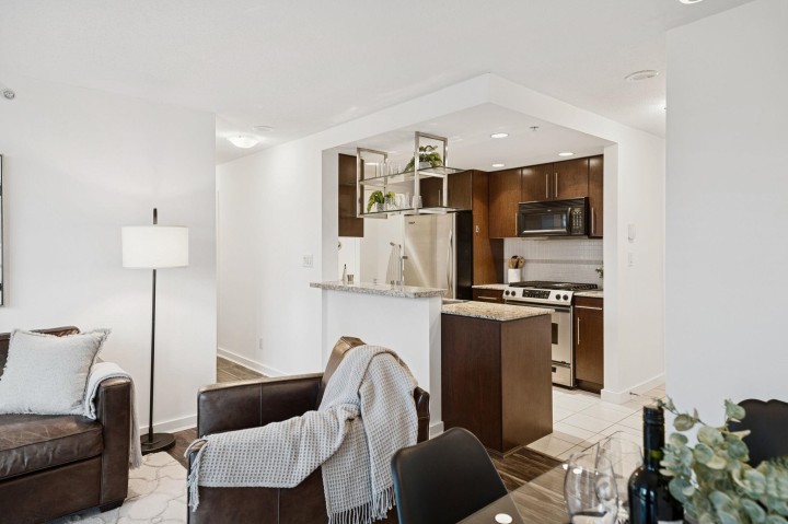 Photo 12 at 1705 - 550 Pacific Street, Yaletown, Vancouver West