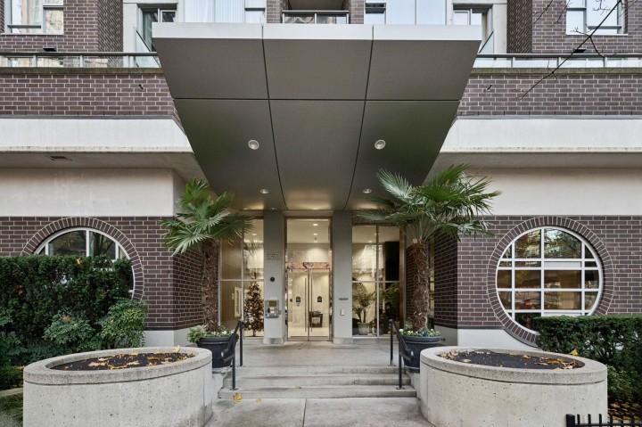 Photo 1 at 1705 - 550 Pacific Street, Yaletown, Vancouver West