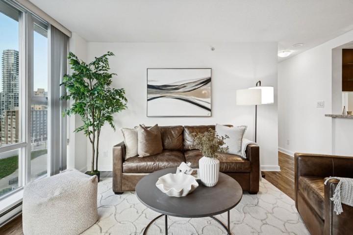 Photo 5 at 1705 - 550 Pacific Street, Yaletown, Vancouver West